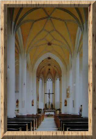 Innen alte Kirche