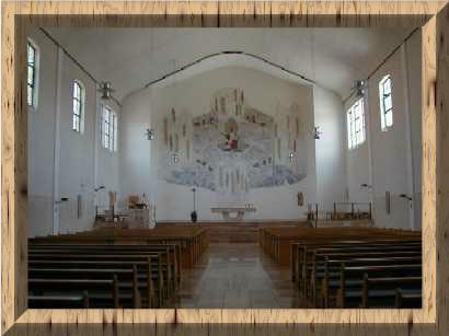 Innen-Altar